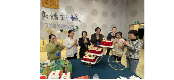 奧默
